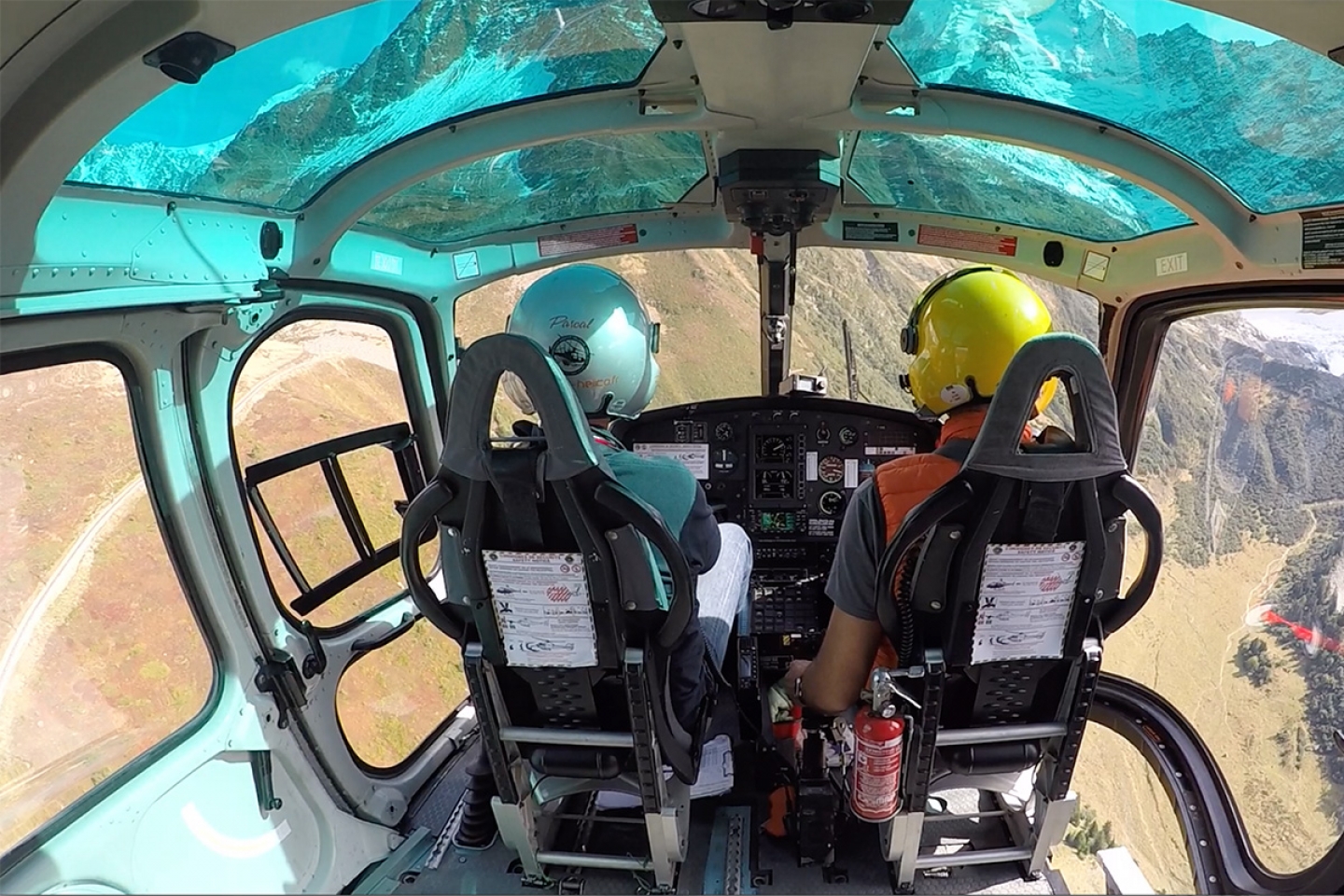 Initiation to piloting flight - CMBH Chamonix Mont-Blanc Hélicoptères
