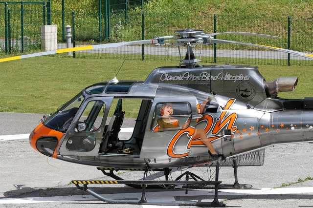 Piloting helicopter initiation flight - CMBH 