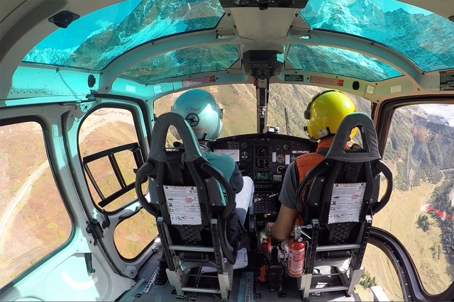 Piloting helicopter initiation flight - CMBH 