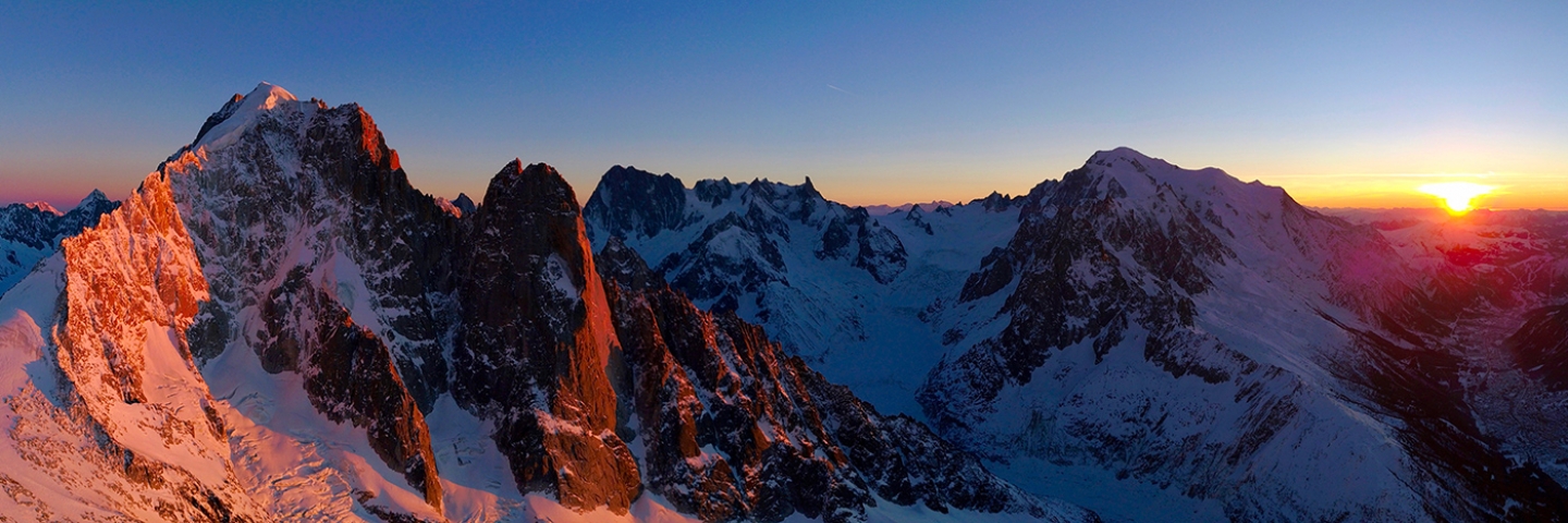 15 min. Grandes Jorasses - CMBH Chamonix Mont-Blanc Hélicoptères